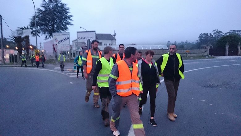 2016 05 20 MarchaSantiagoComitesSeaga02.jpg